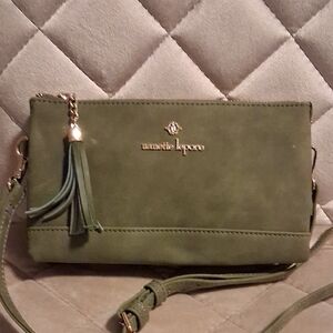 NWOT Nanette Lepore Olive Green Crossbody/Wristlet